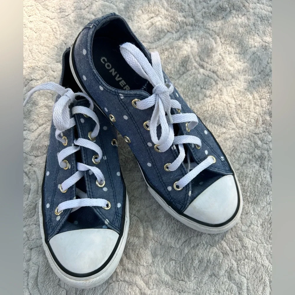 Converse All Star low tops in blue/white polka dot. Size 3. Loved but life left!